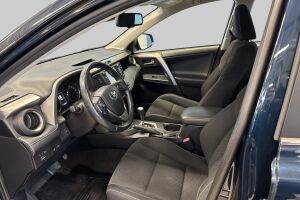 Toyota RAV4 esikatselu 9