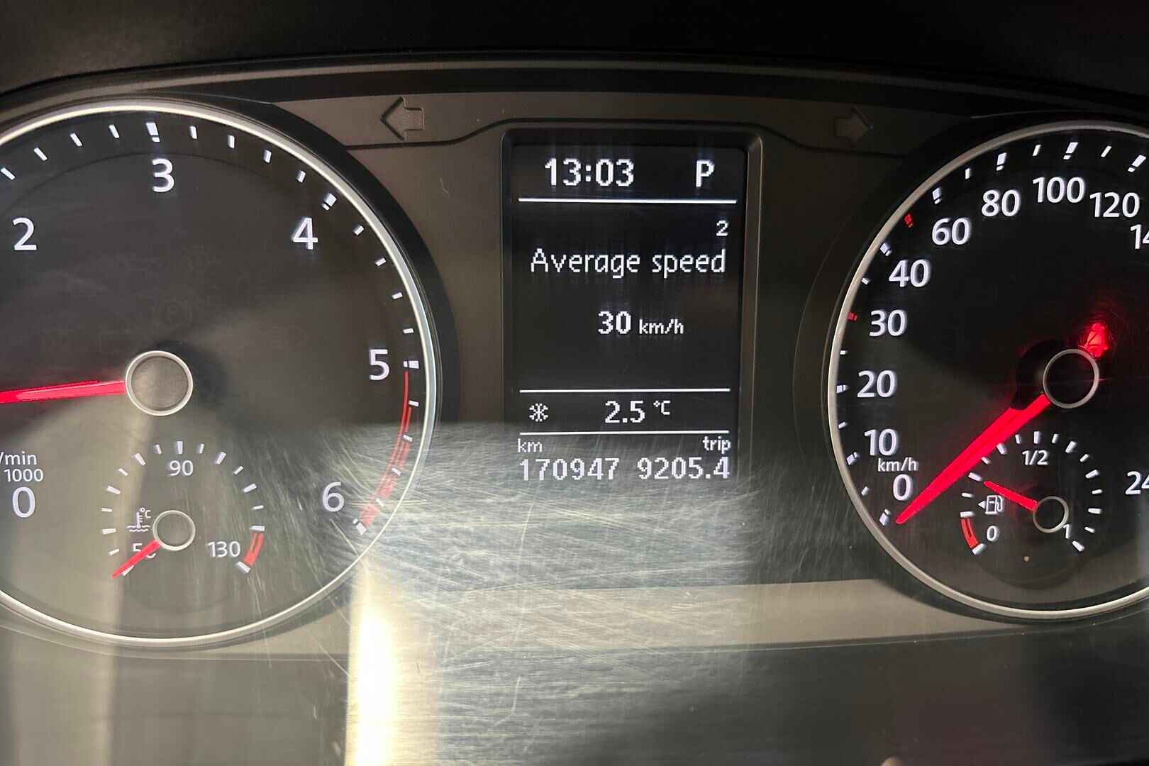 Volkswagen Transporter iso kuva 15