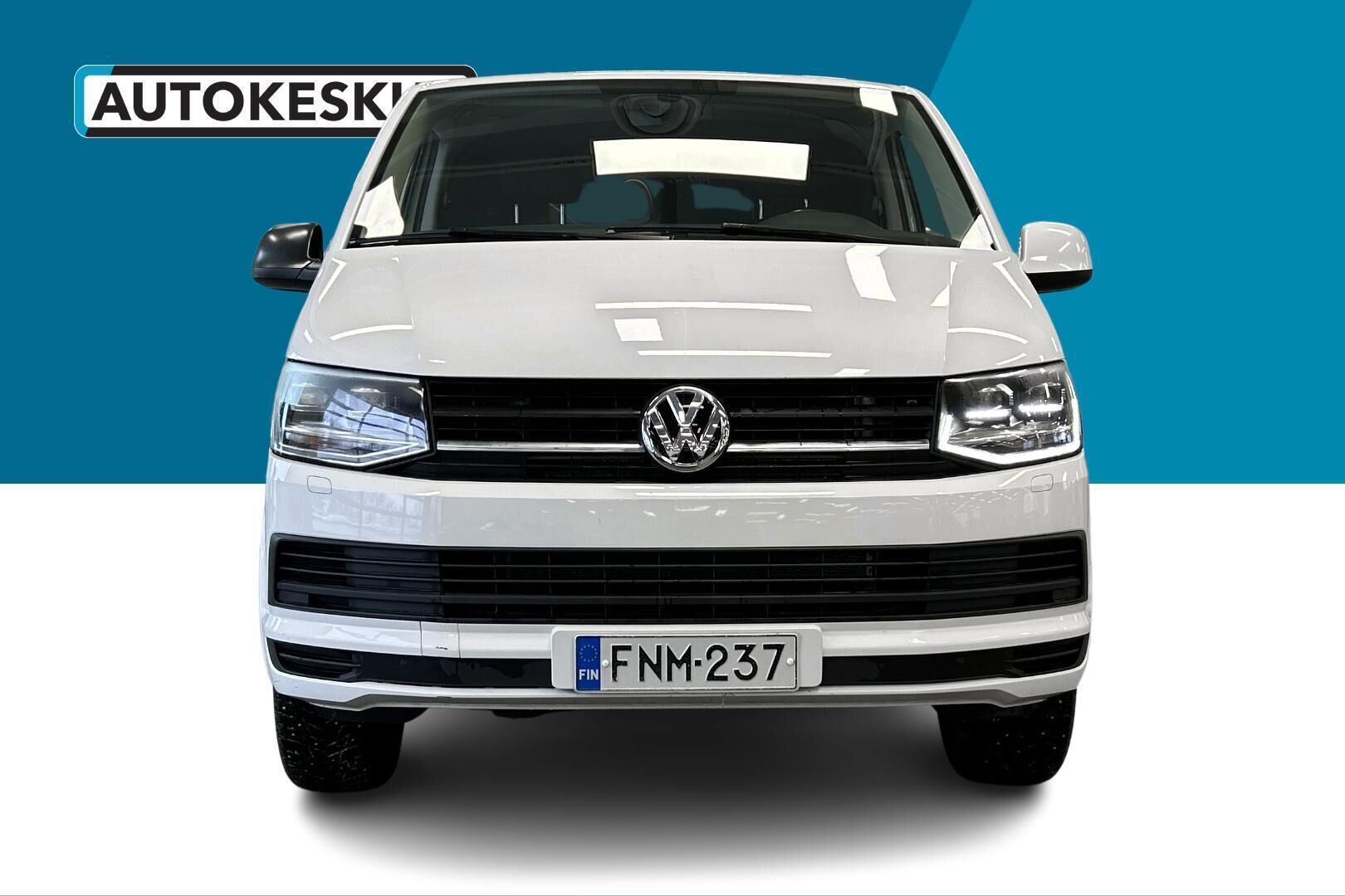 Volkswagen Transporter iso kuva 2