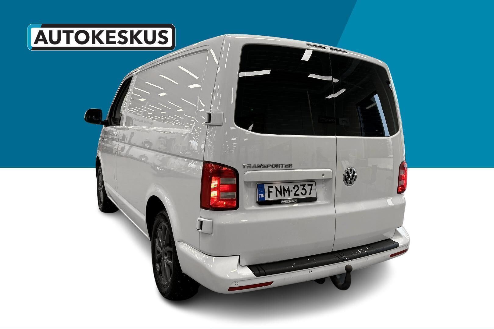 Volkswagen Transporter iso kuva 7