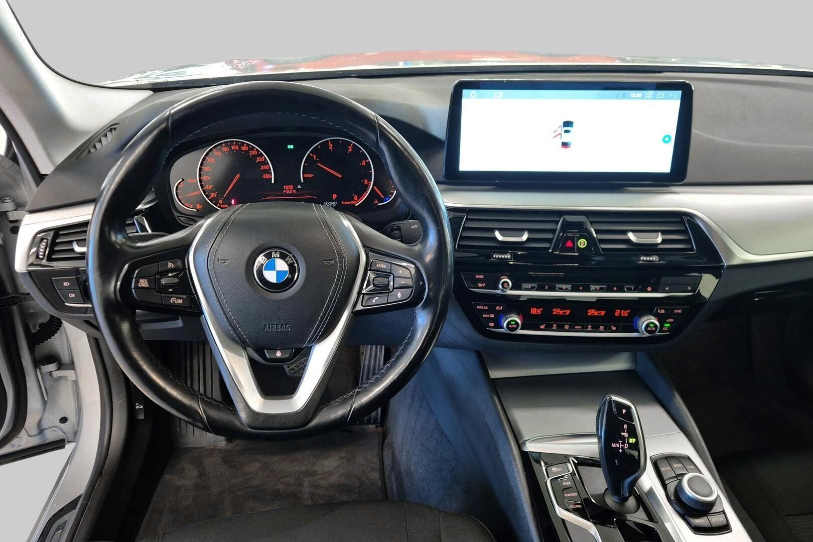 BMW 5-sarja iso kuva 11