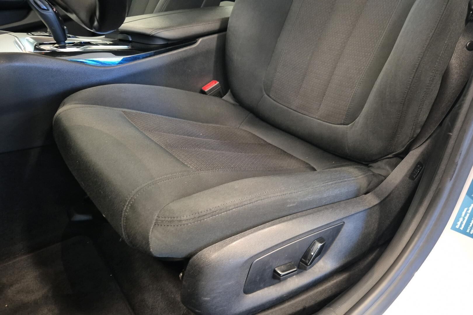 BMW 5-sarja iso kuva 23