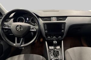 Skoda Octavia esikatselu 11