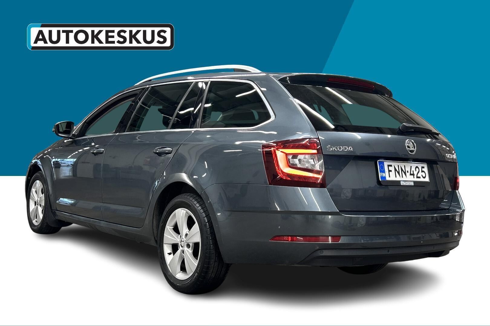 Skoda Octavia iso kuva 7