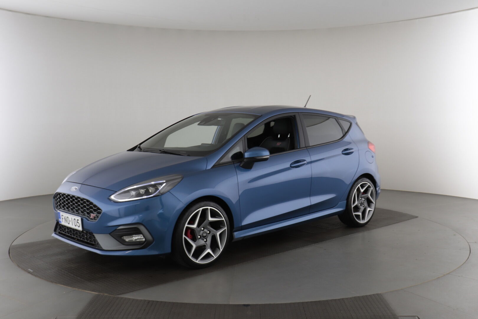 Ford Fiesta iso kuva 0