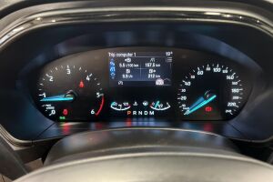 Ford Focus esikatselu 18