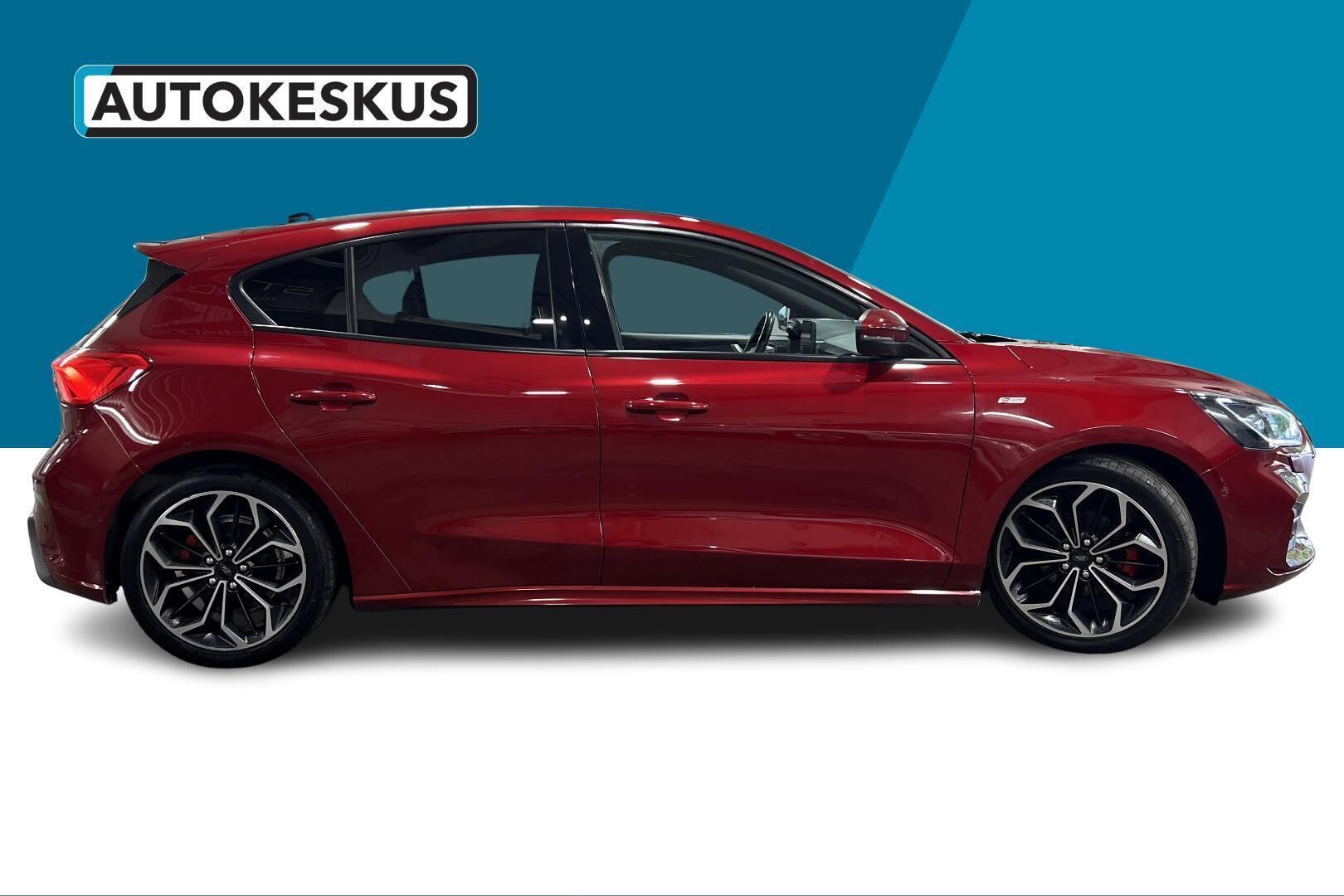 Ford Focus iso kuva 4
