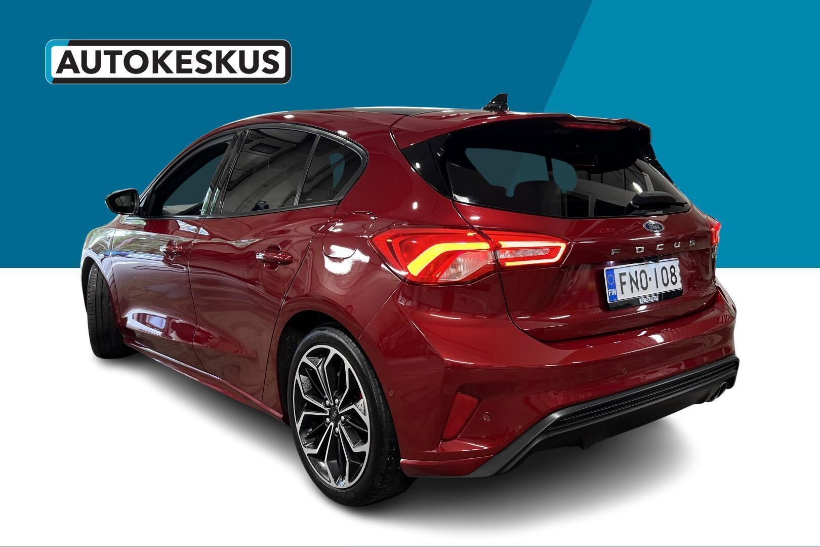 Ford Focus iso kuva 7