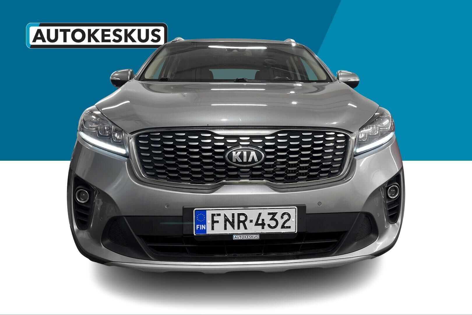 Kia Sorento iso kuva 2