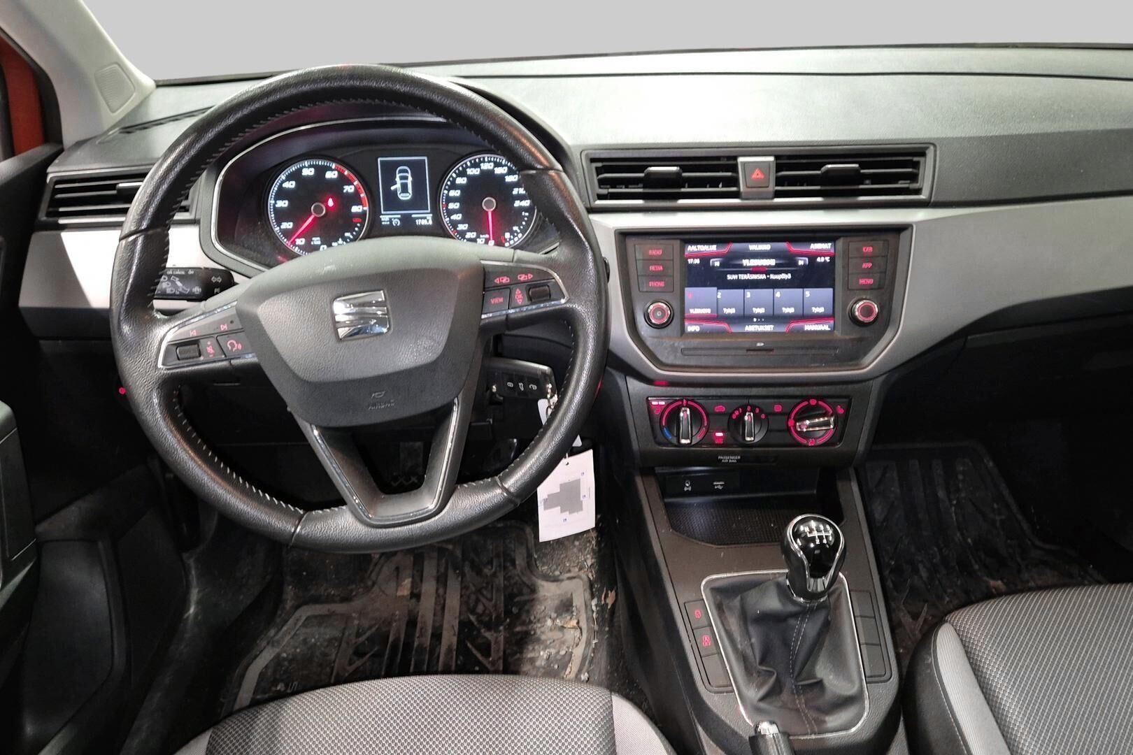 Seat Ibiza iso kuva 2