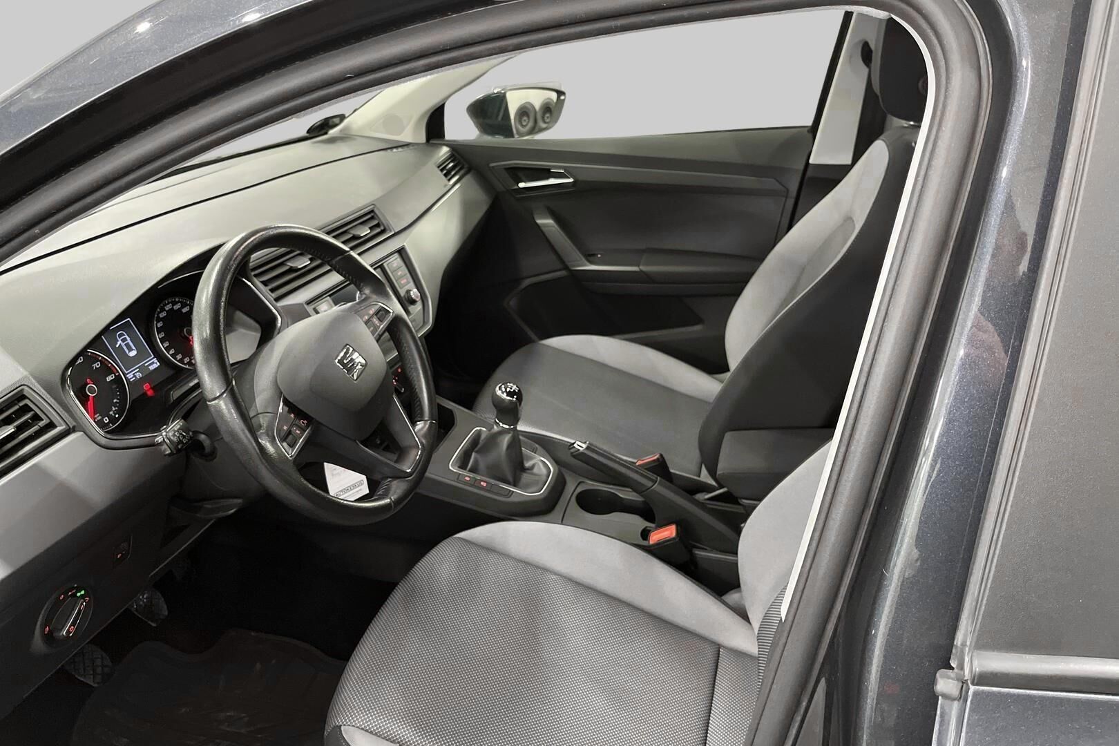 Seat Ibiza iso kuva 16