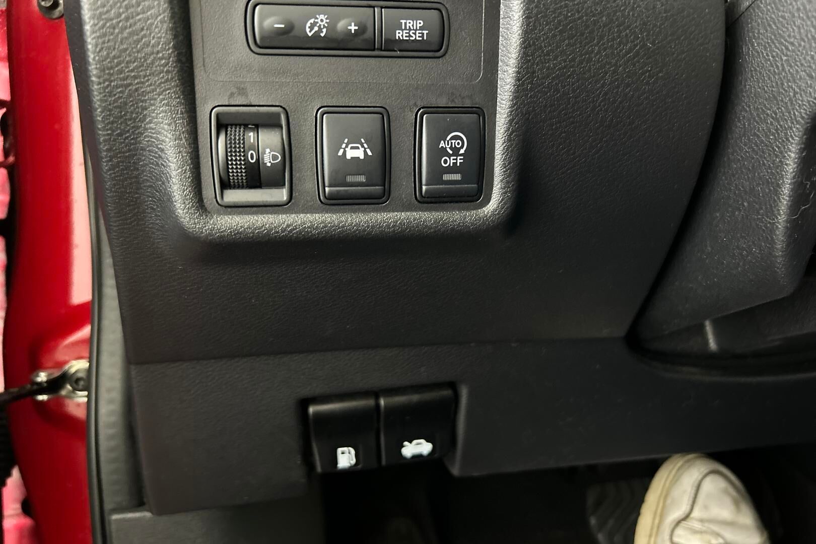 Nissan Micra iso kuva 16