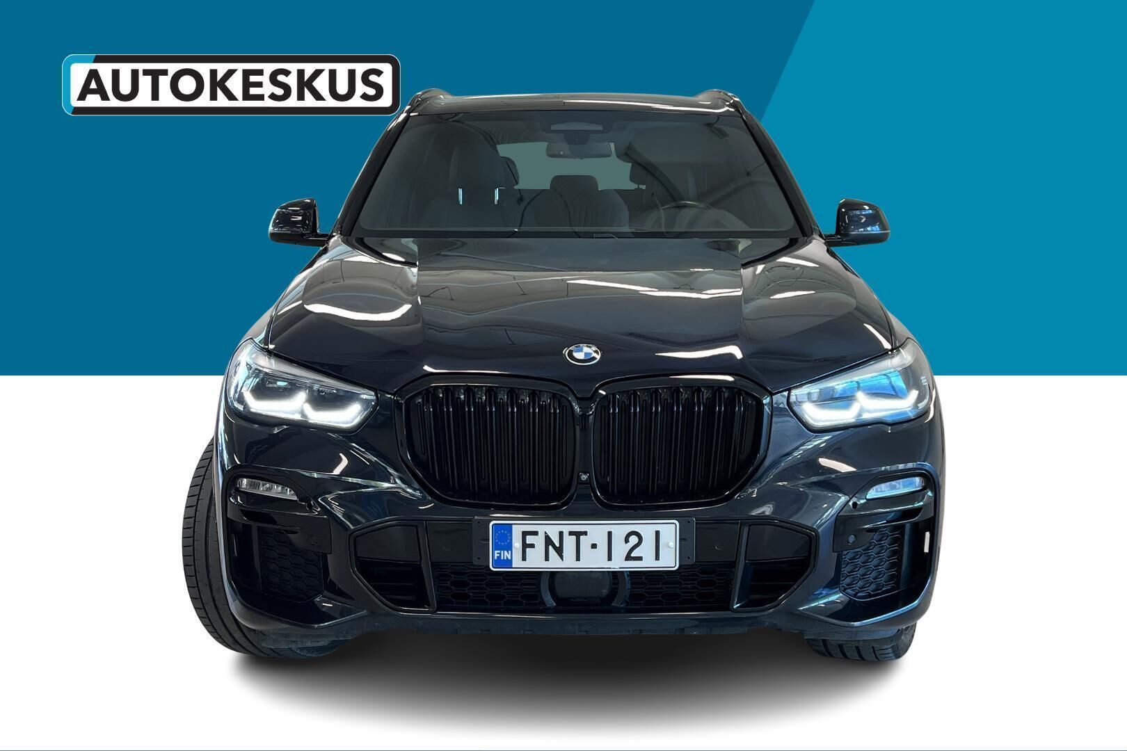 BMW X5 iso kuva 2