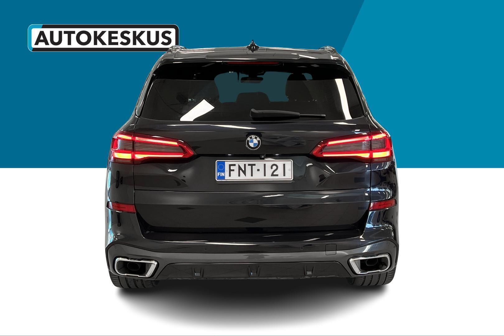 BMW X5 iso kuva 6