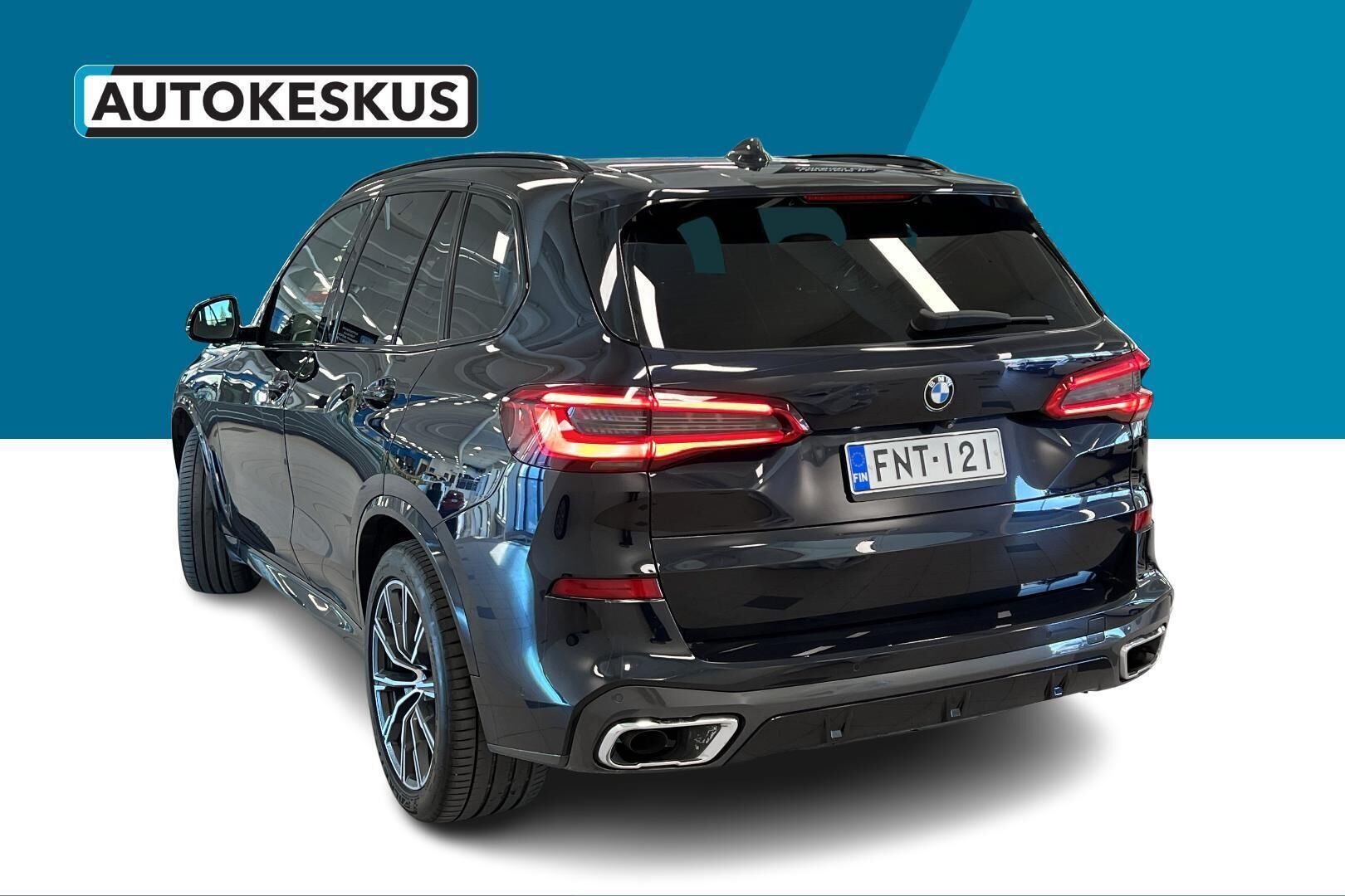 BMW X5 iso kuva 7