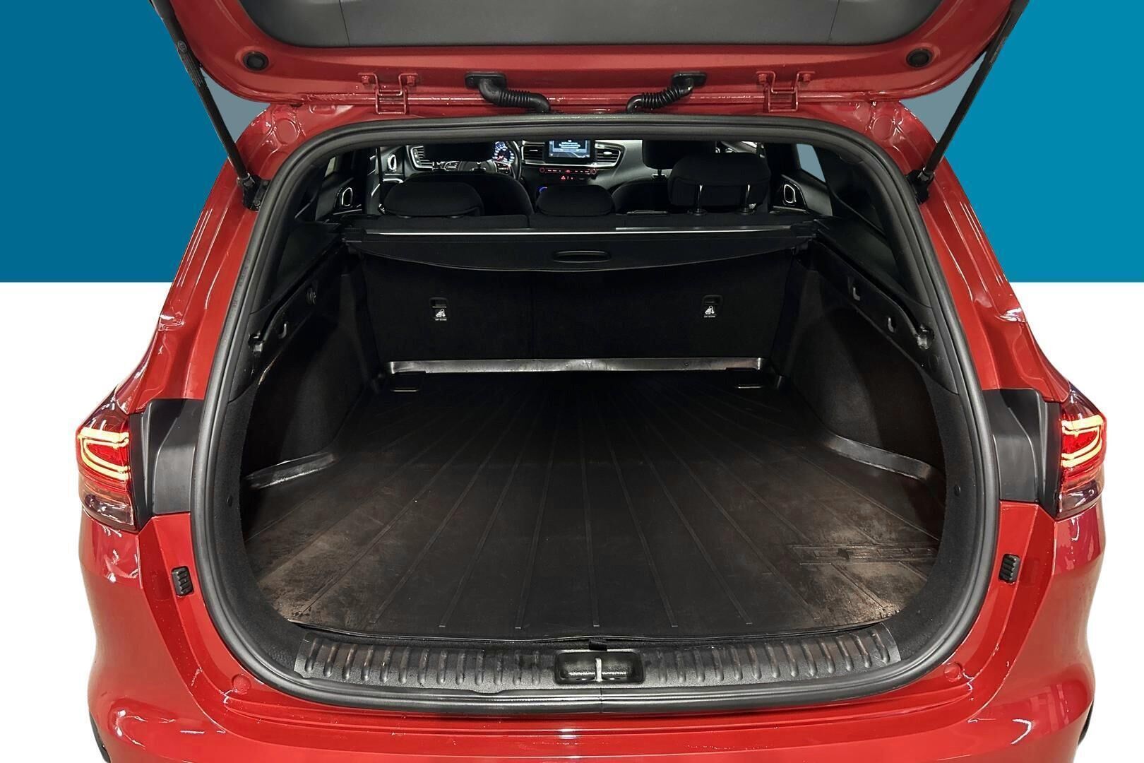 Kia Ceed iso kuva 12