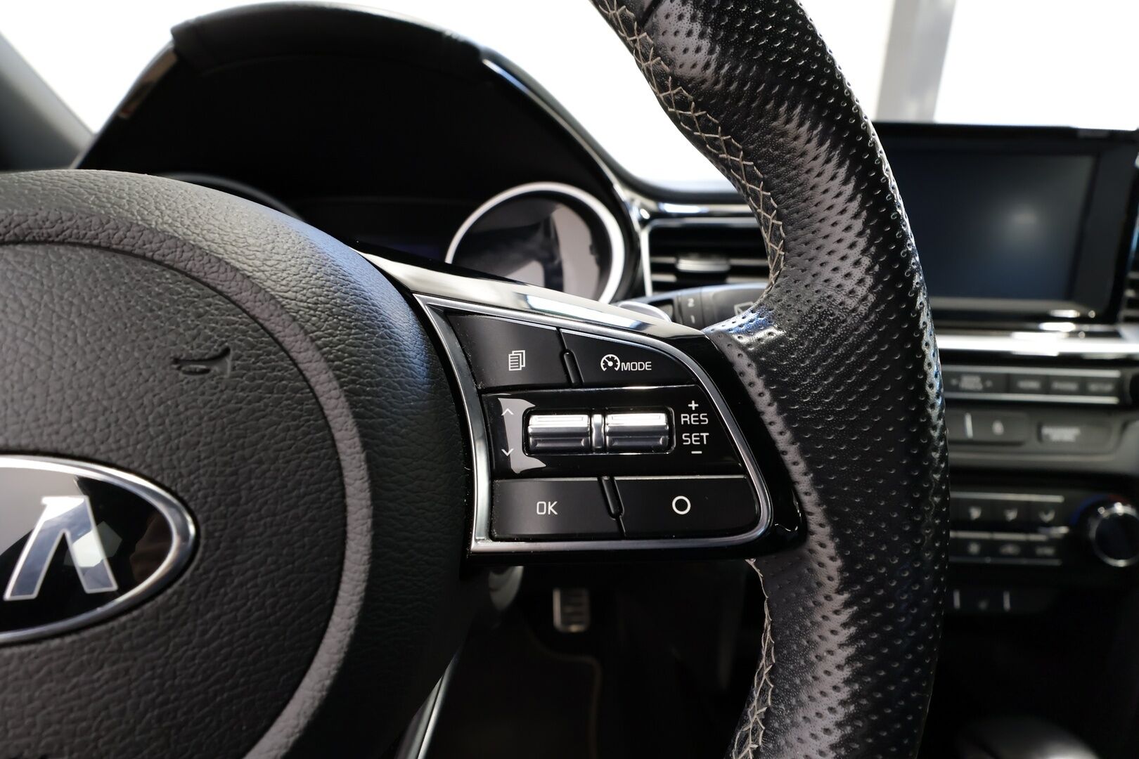 Kia ProCeed iso kuva 16