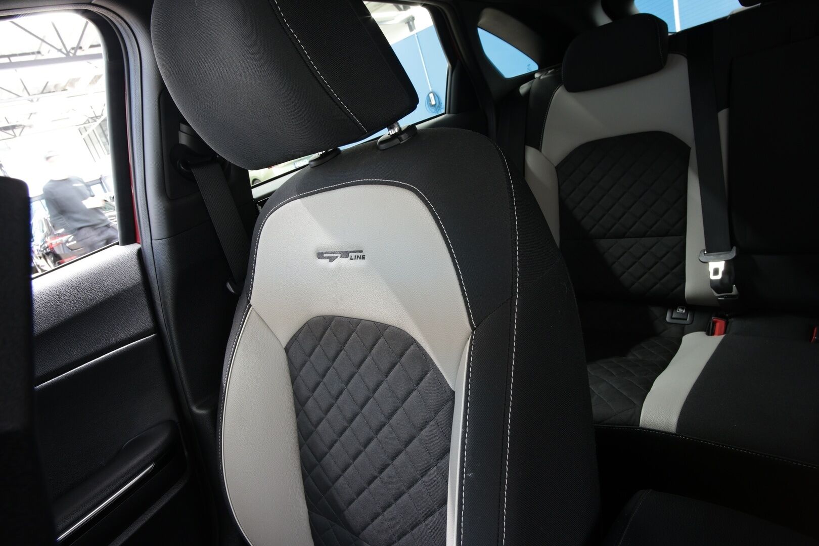 Kia ProCeed iso kuva 38