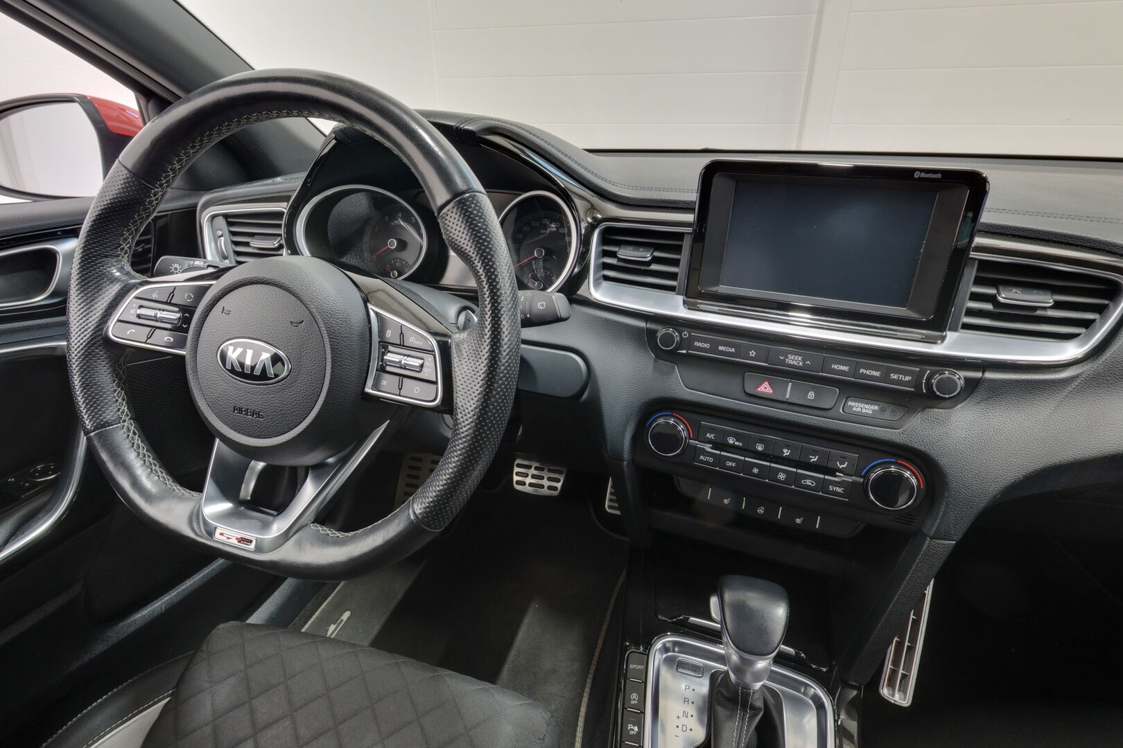 Kia ProCeed iso kuva 8