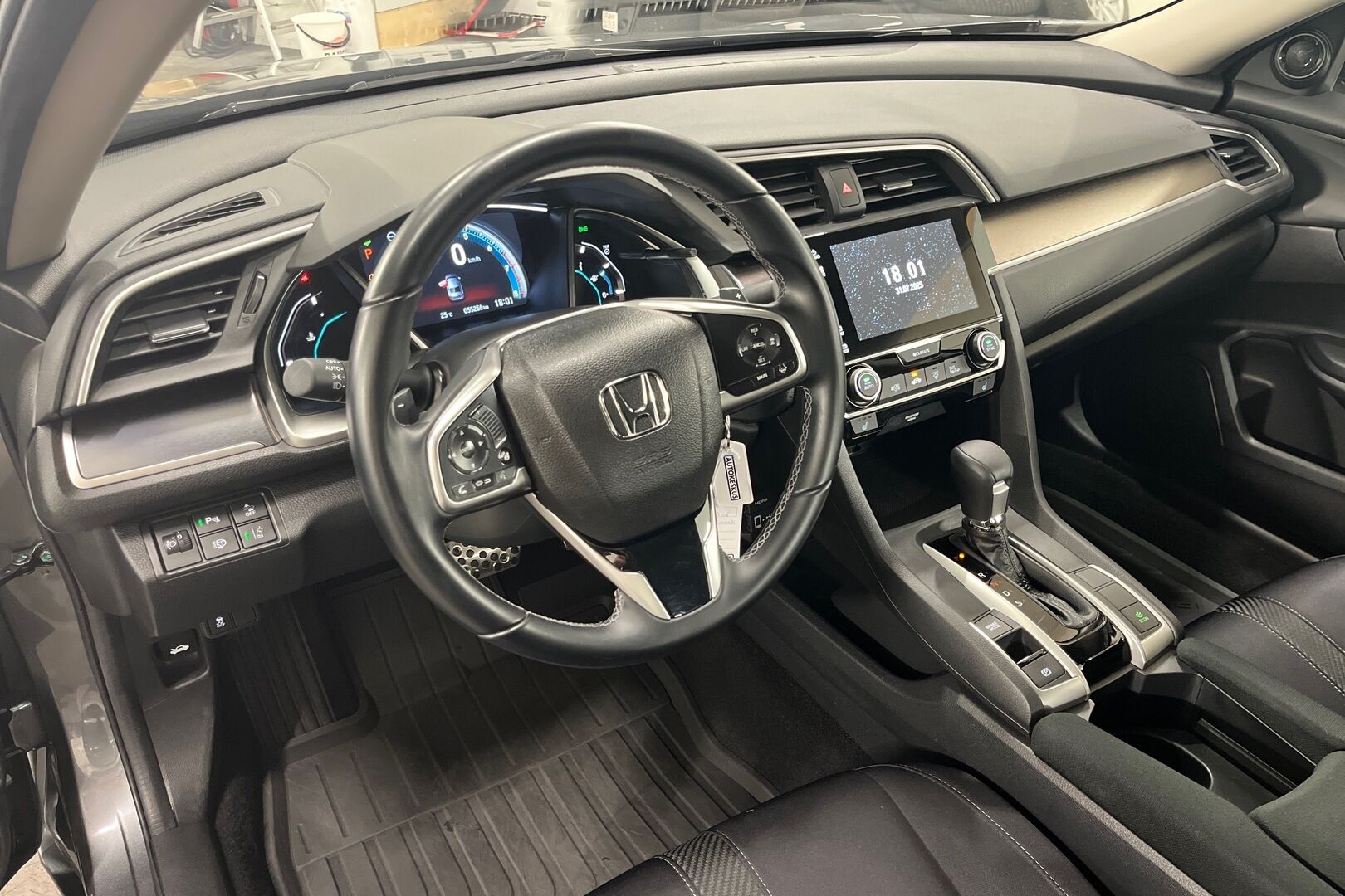 Honda Civic iso kuva 7