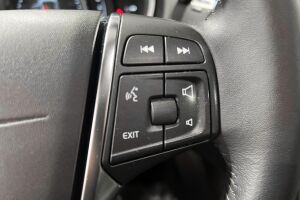 Volvo V40 esikatselu 16