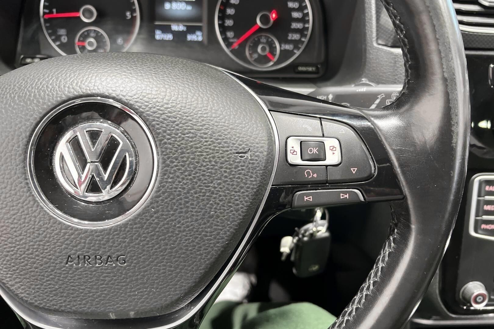 Volkswagen Caddy Maxi iso kuva 33