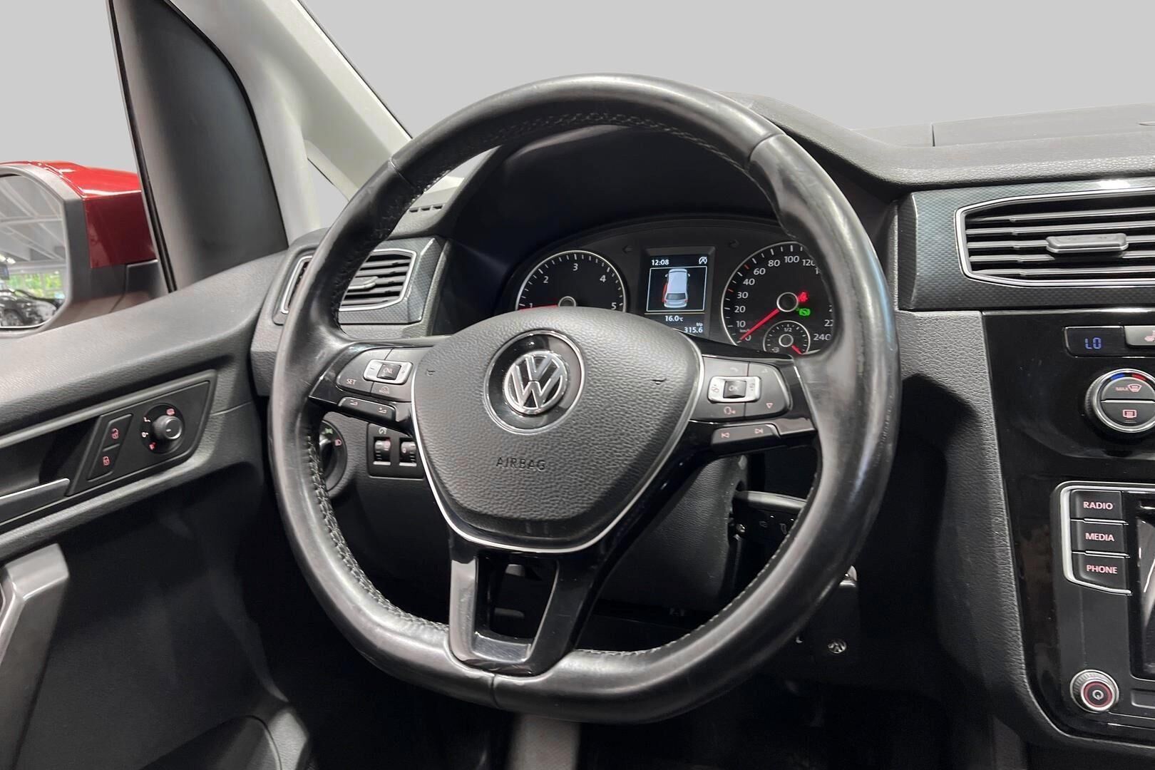 Volkswagen Caddy Maxi iso kuva 22