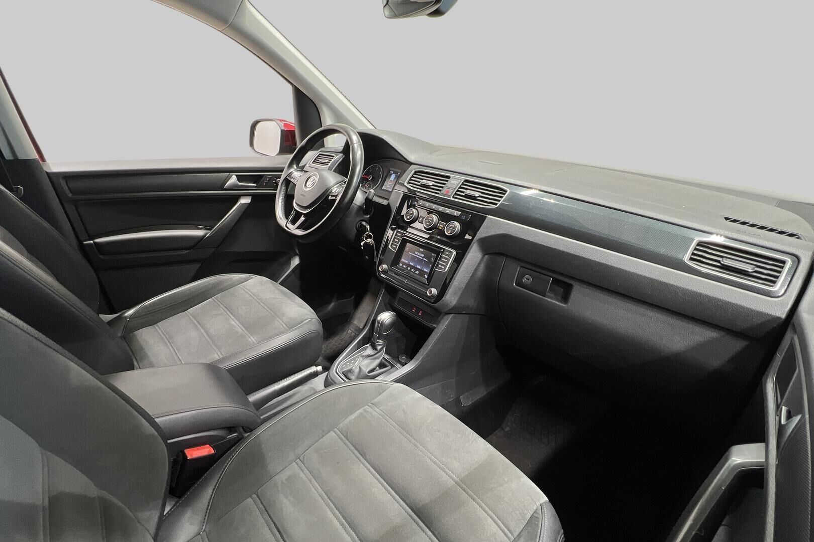 Volkswagen Caddy Maxi iso kuva 26