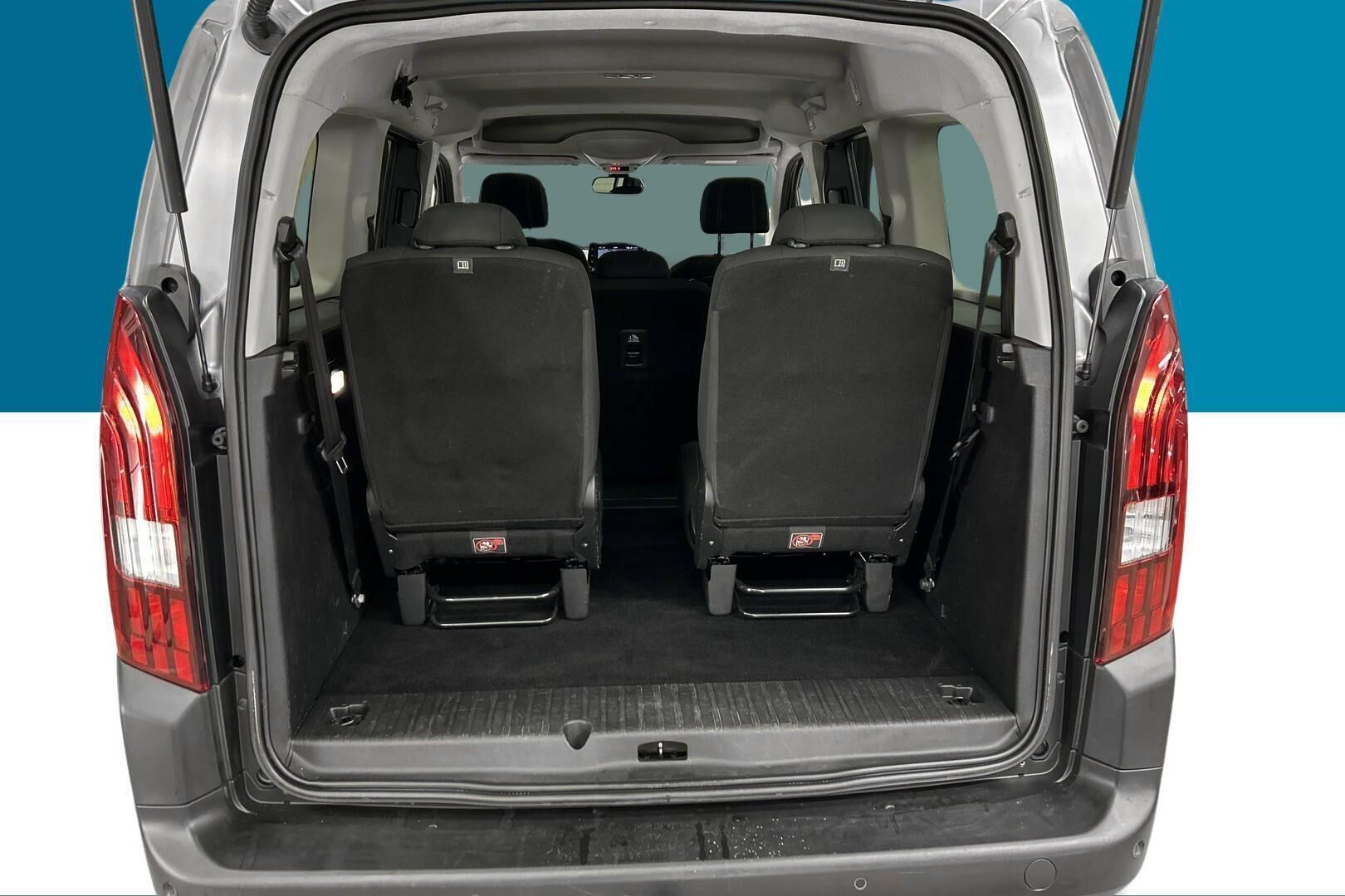 Peugeot Rifter iso kuva 12