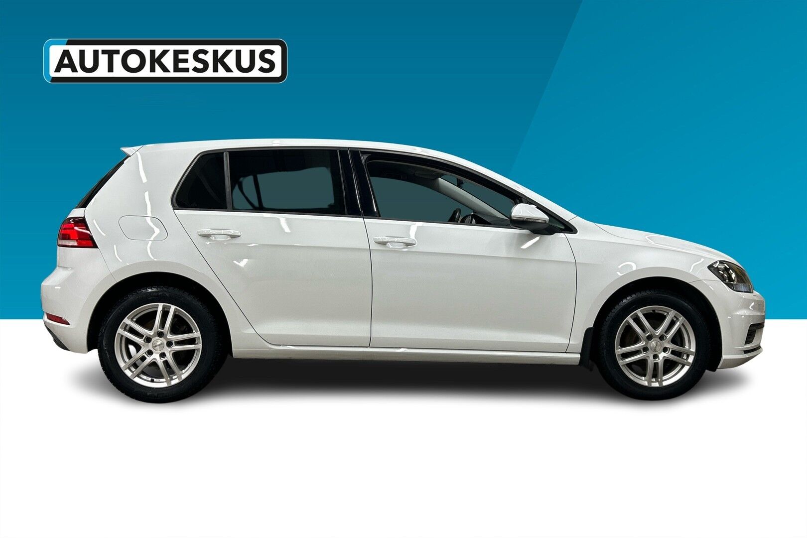 Volkswagen Golf iso kuva 13