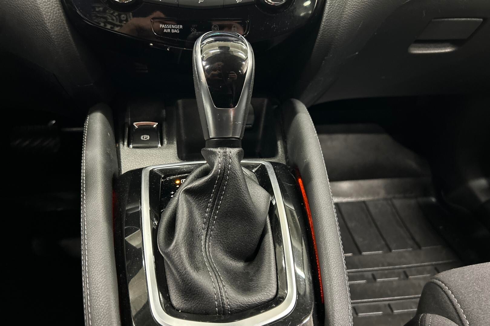 Nissan Qashqai iso kuva 25