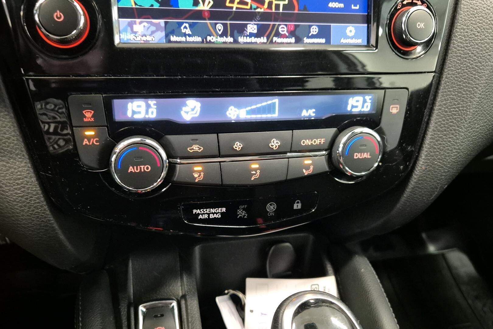 Nissan Qashqai iso kuva 16