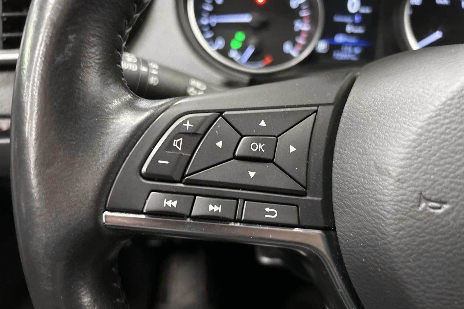 Nissan Qashqai iso kuva 13