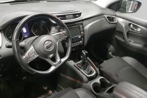 Nissan Qashqai esikatselu 2