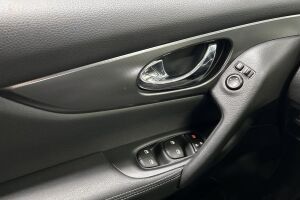 Nissan Qashqai esikatselu 15