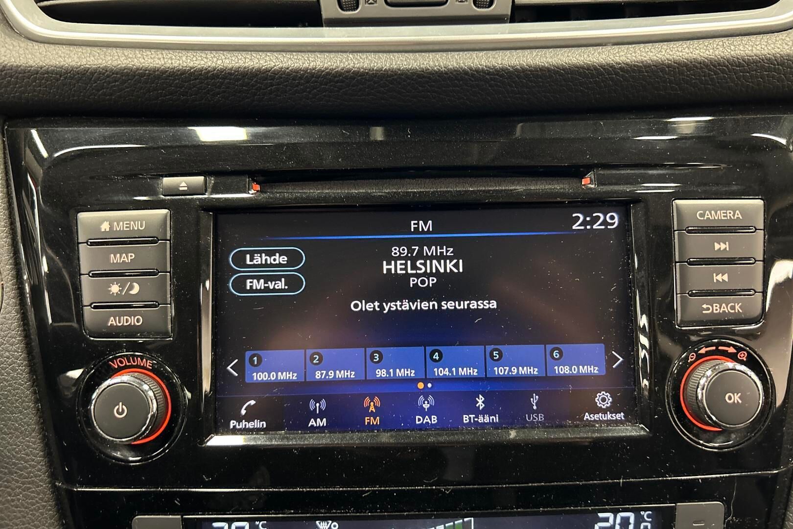 Nissan Qashqai iso kuva 17