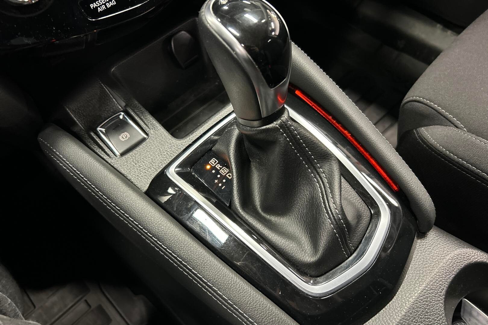 Nissan Qashqai iso kuva 21