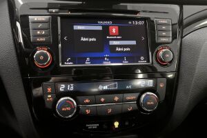 Nissan Qashqai esikatselu 11