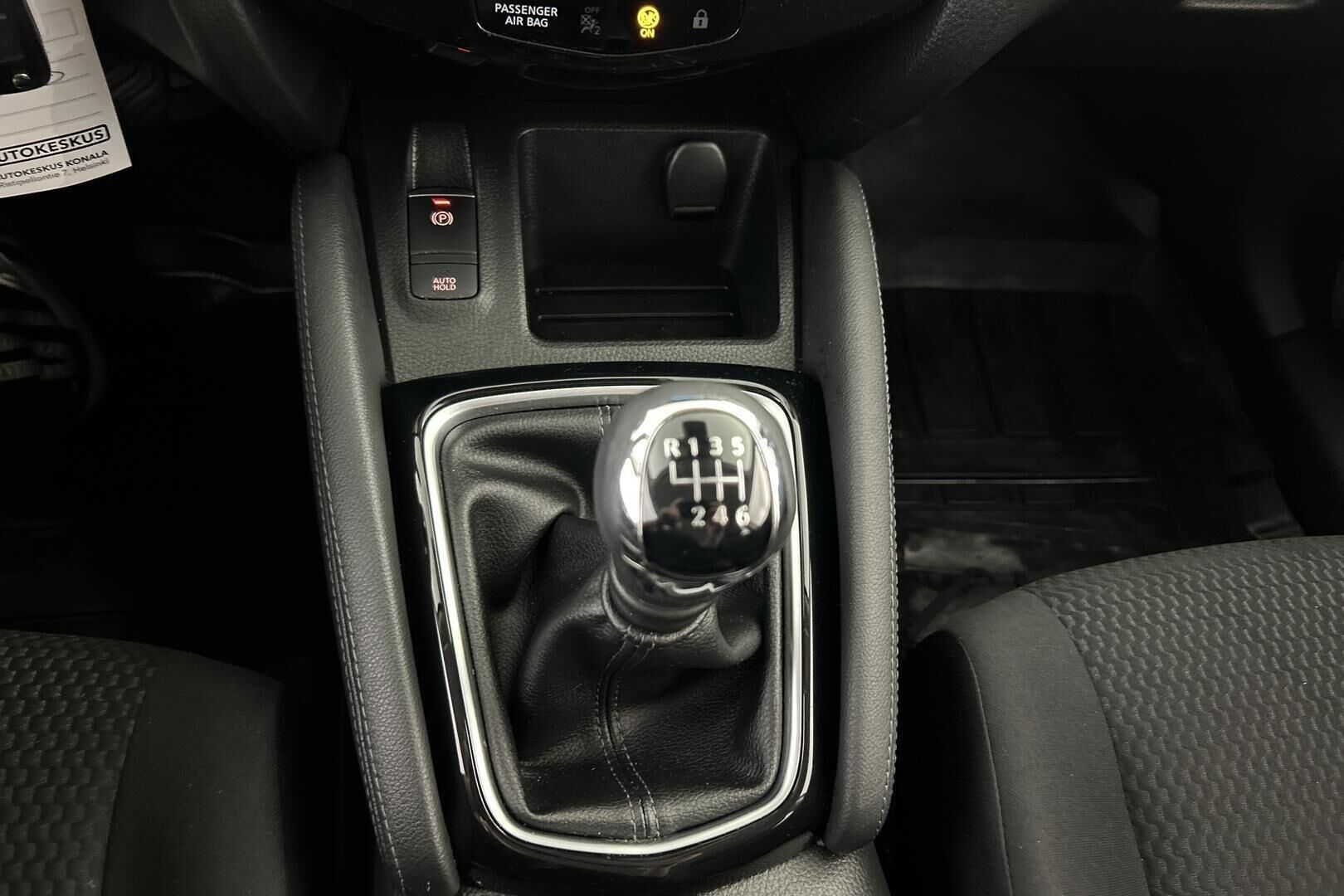 Nissan Qashqai iso kuva 16