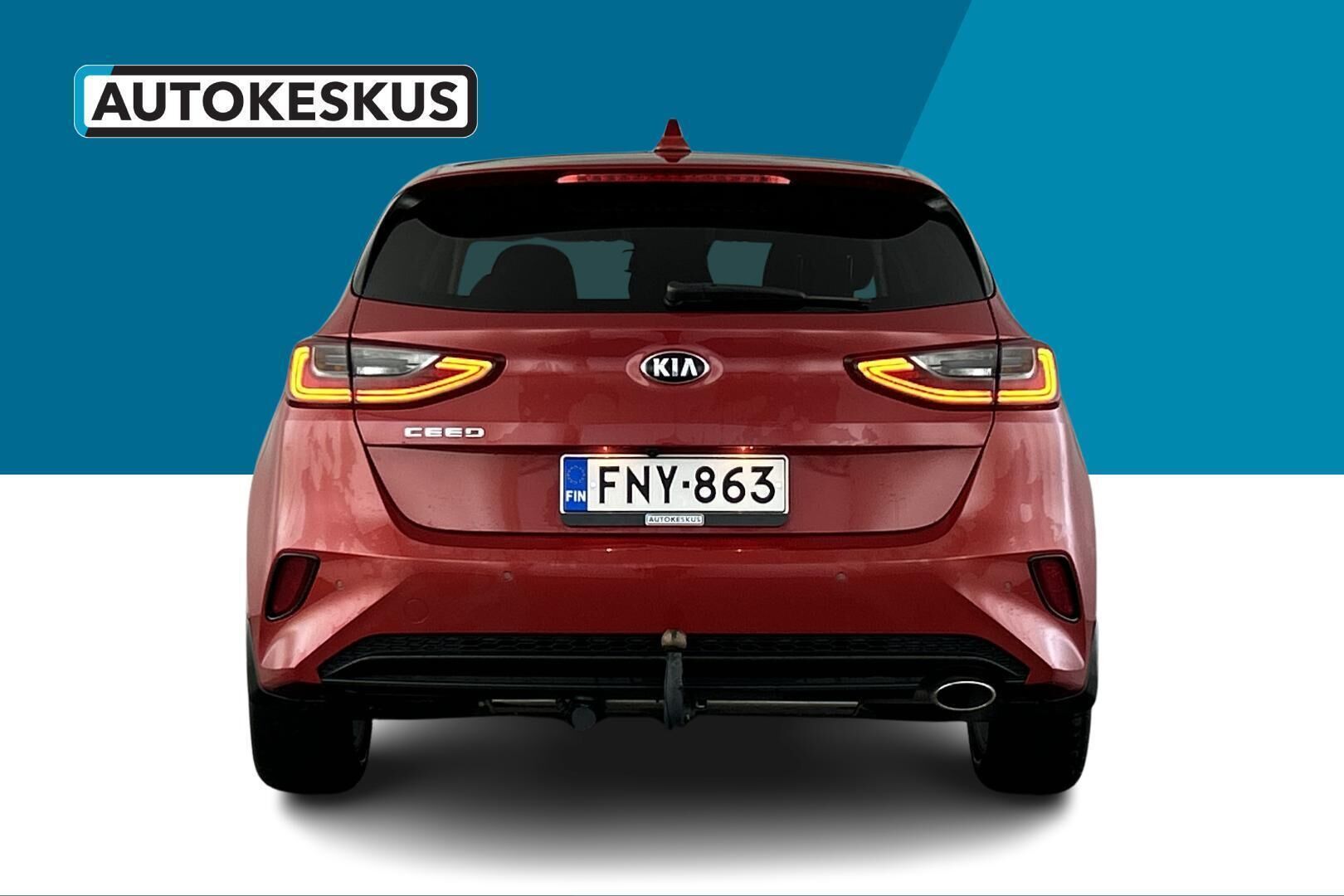 Kia Ceed iso kuva 3