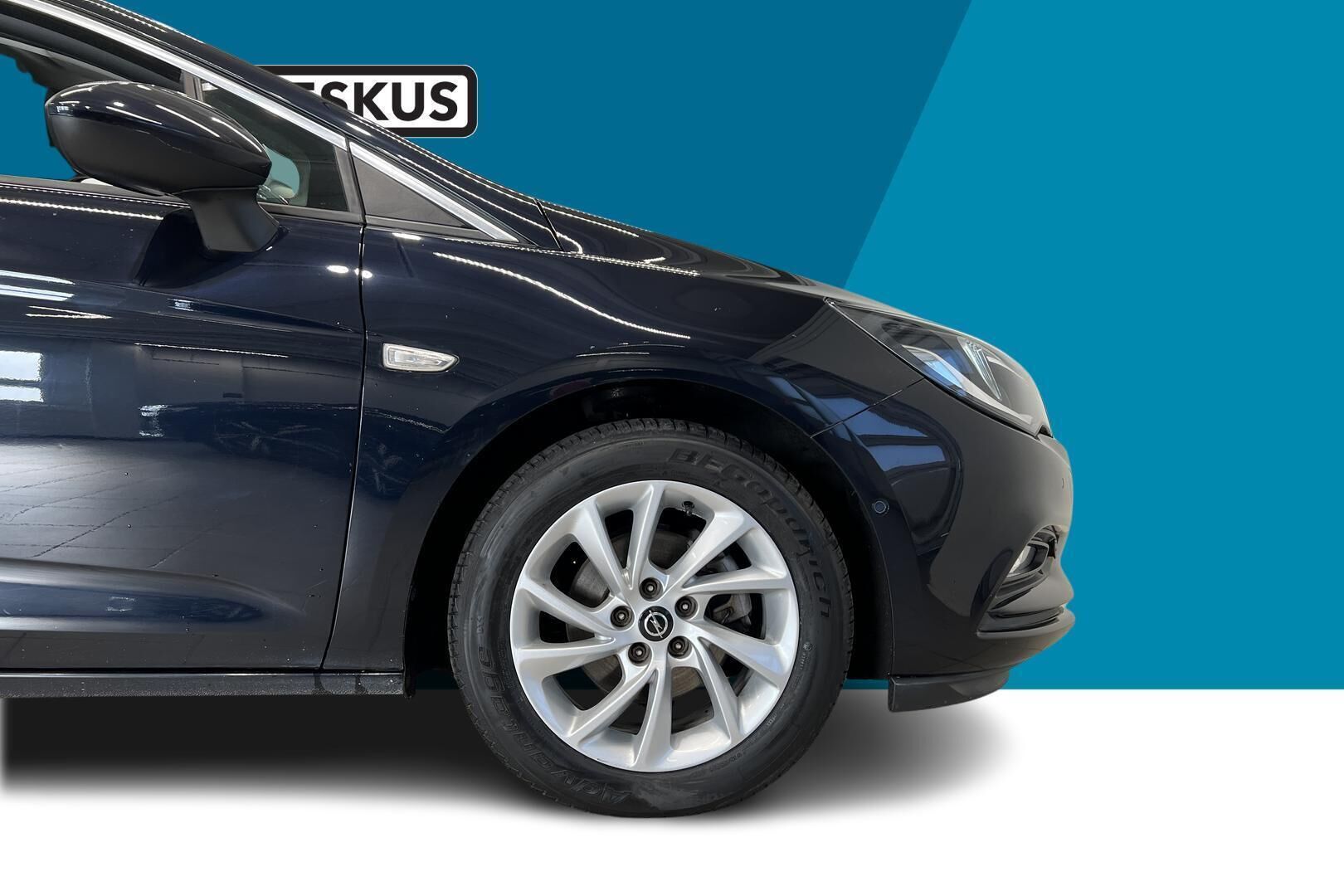 Opel Astra iso kuva 13