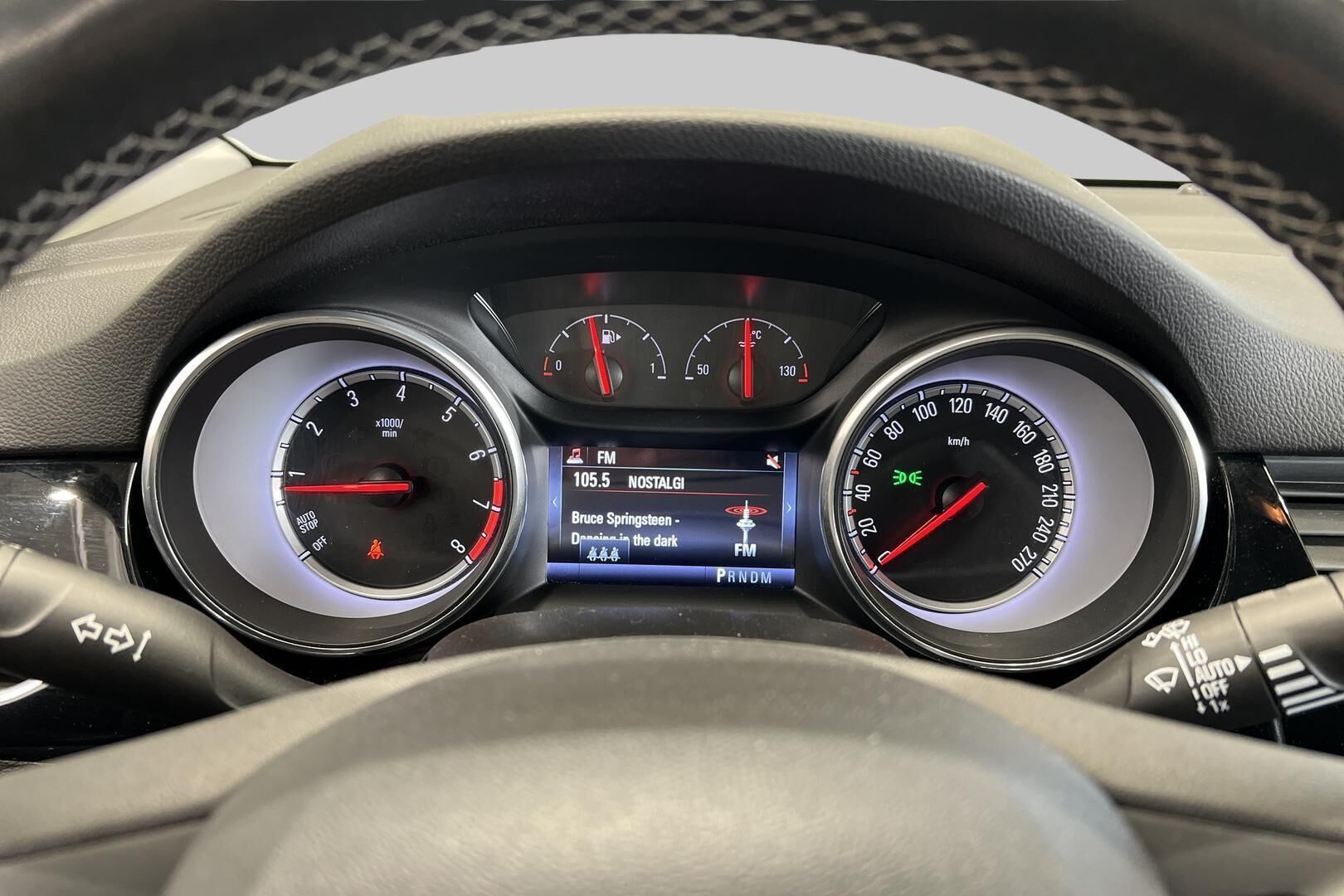Opel Astra iso kuva 14