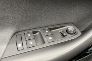 Opel Astra esikatselu 25