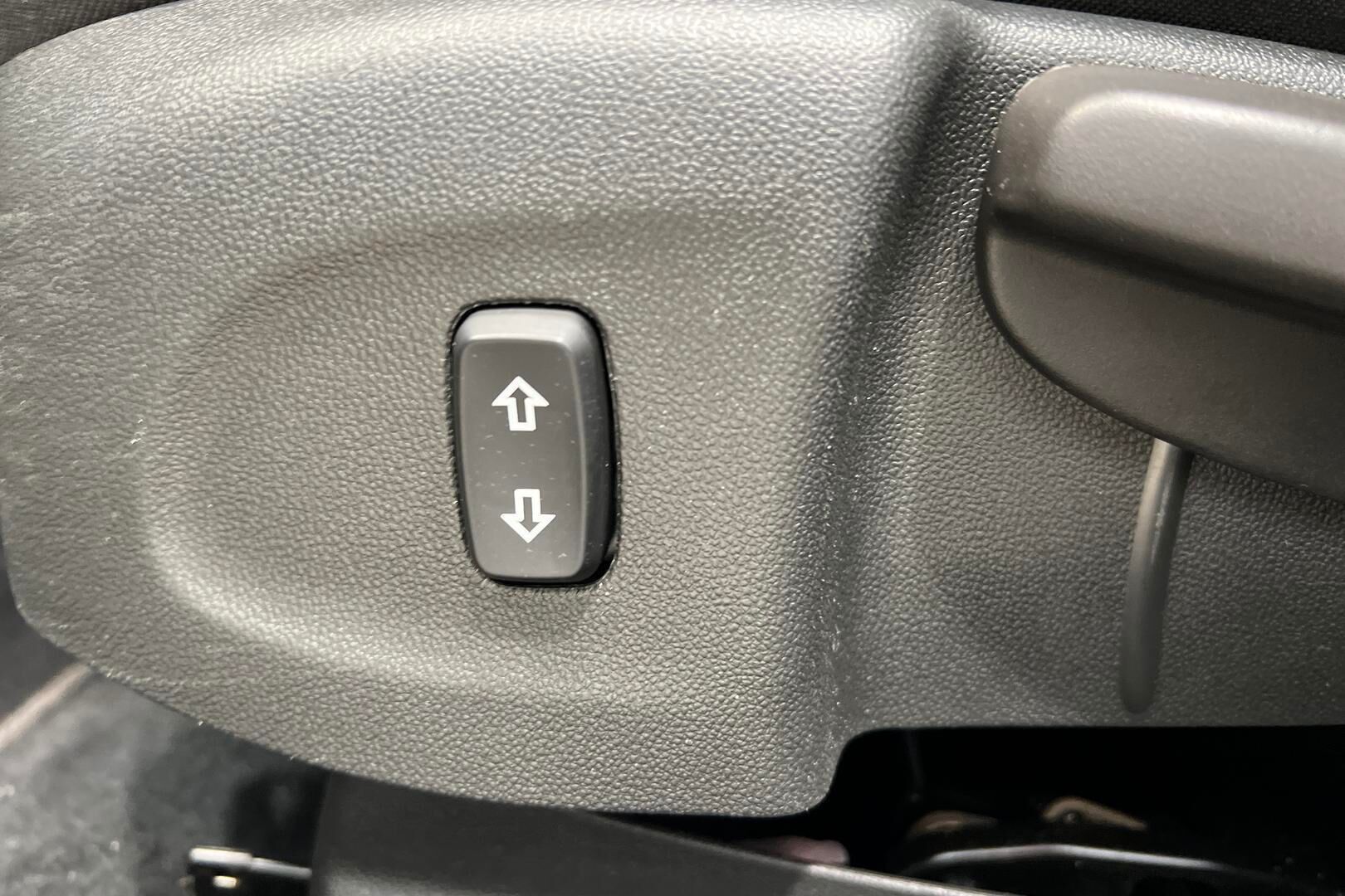 Opel Astra iso kuva 27