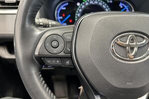 Toyota RAV4 esikatselu 22