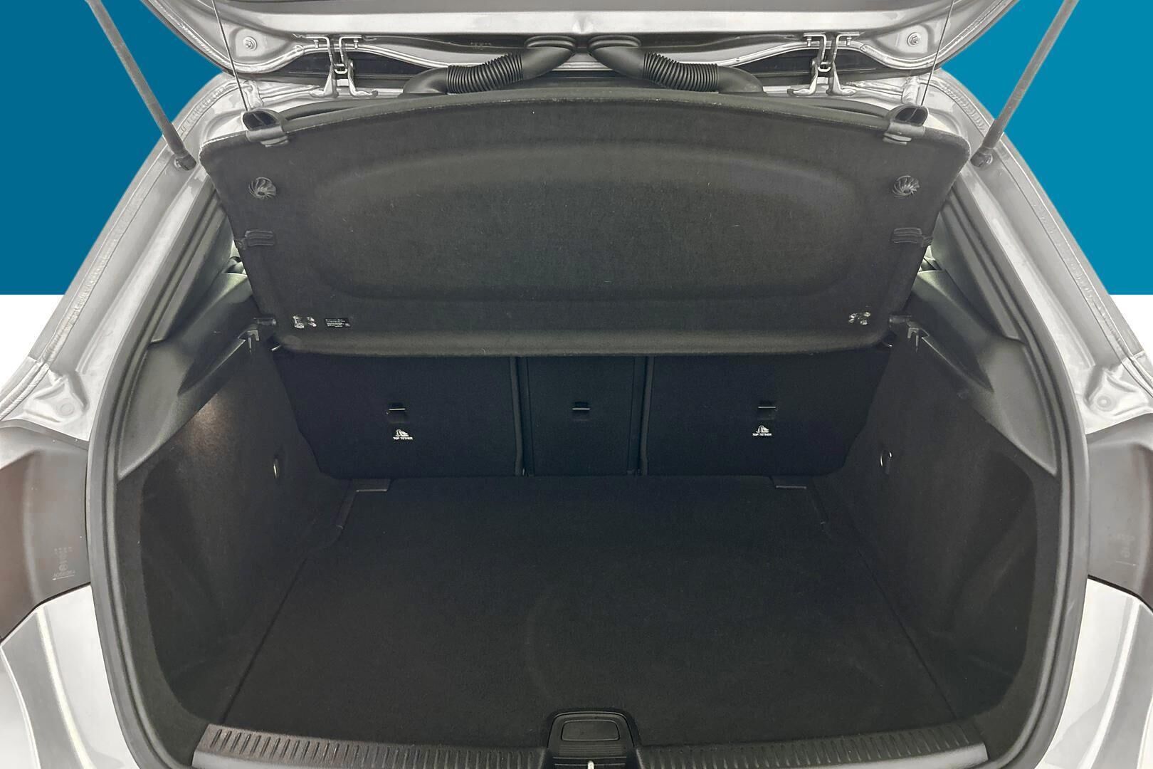 Mercedes-Benz A iso kuva 11