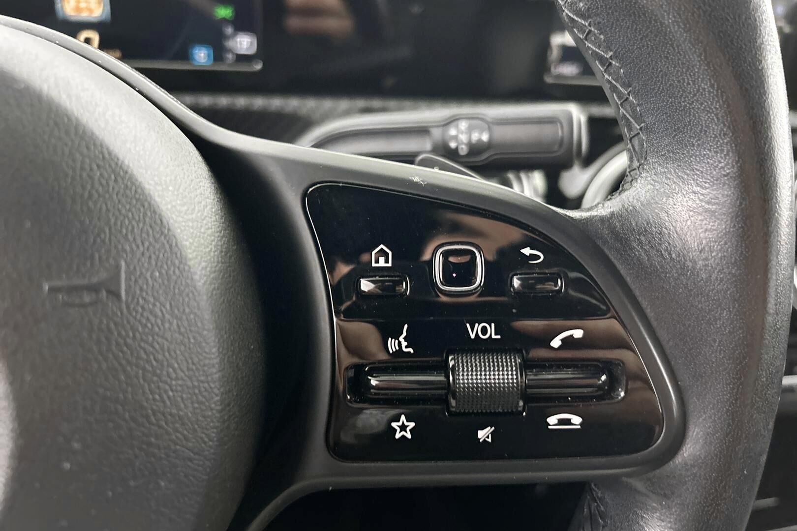 Mercedes-Benz A iso kuva 18