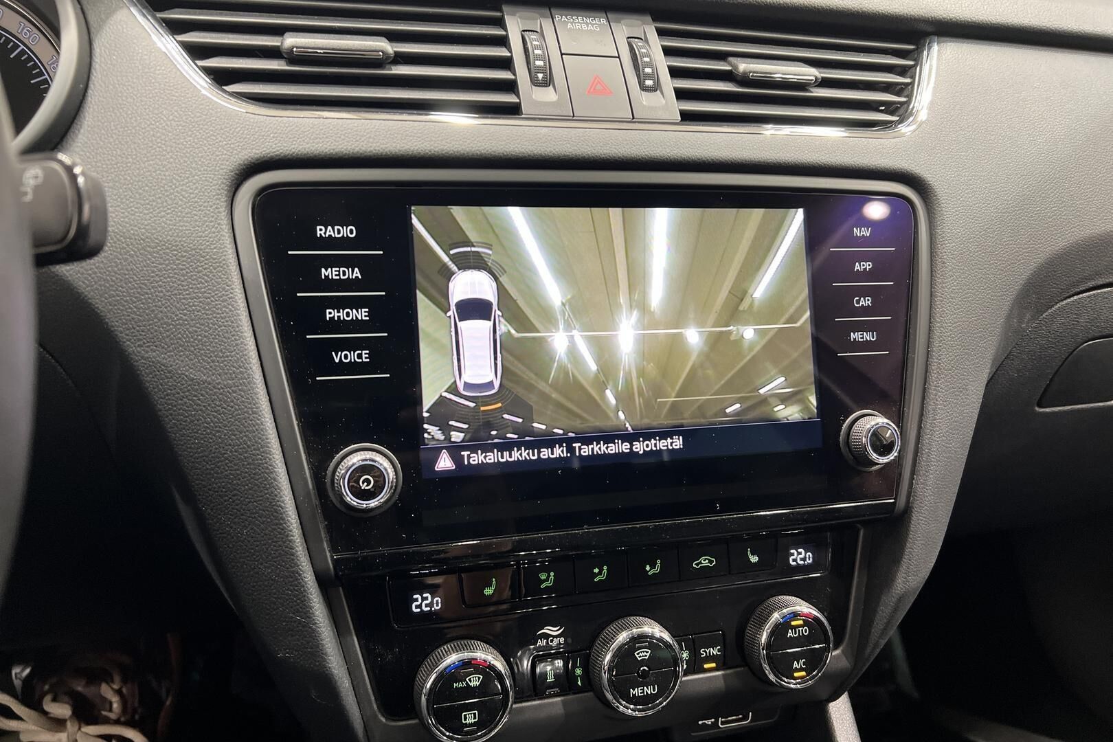 Skoda Octavia iso kuva 3