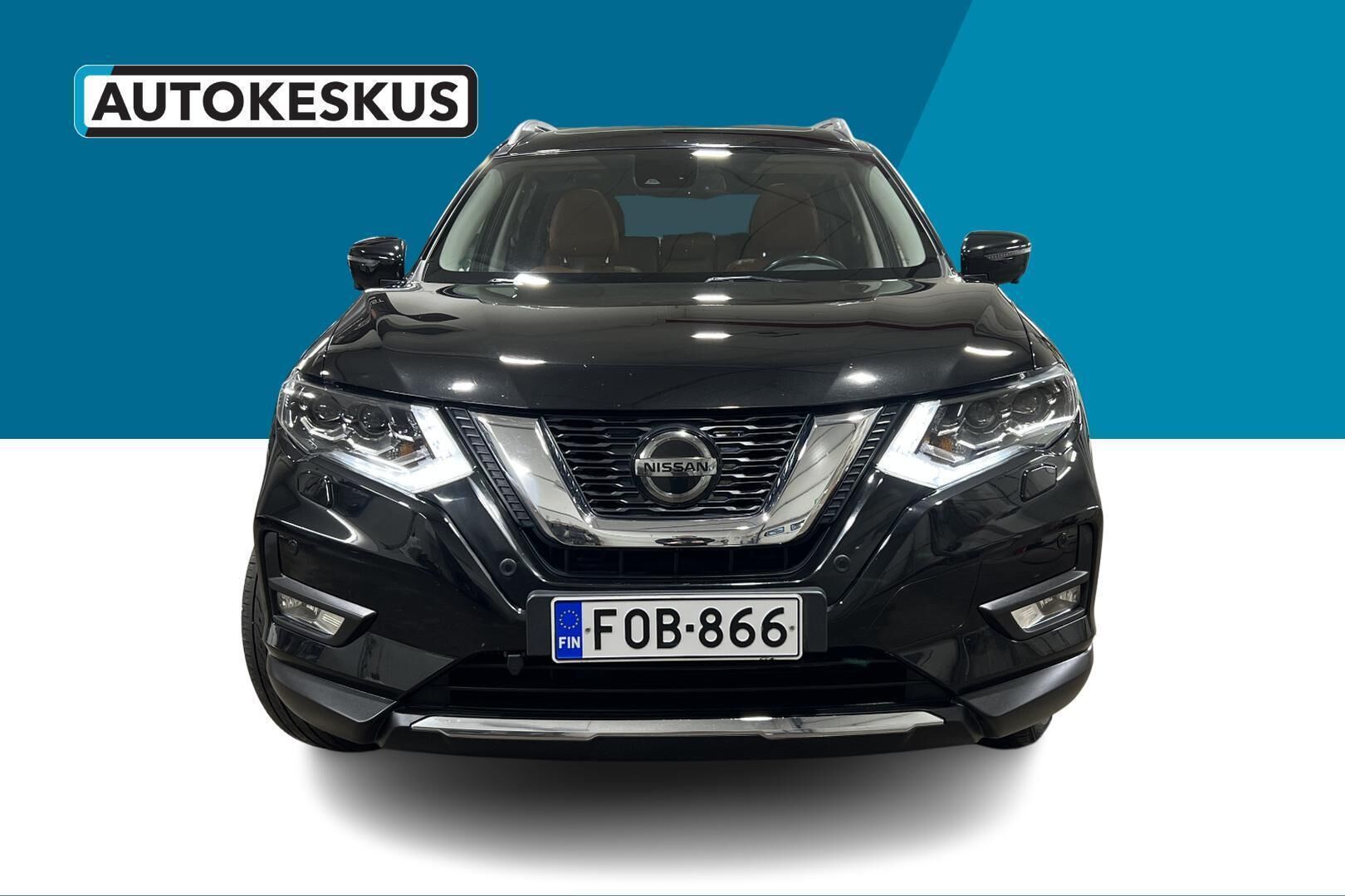 Nissan X-Trail iso kuva 2
