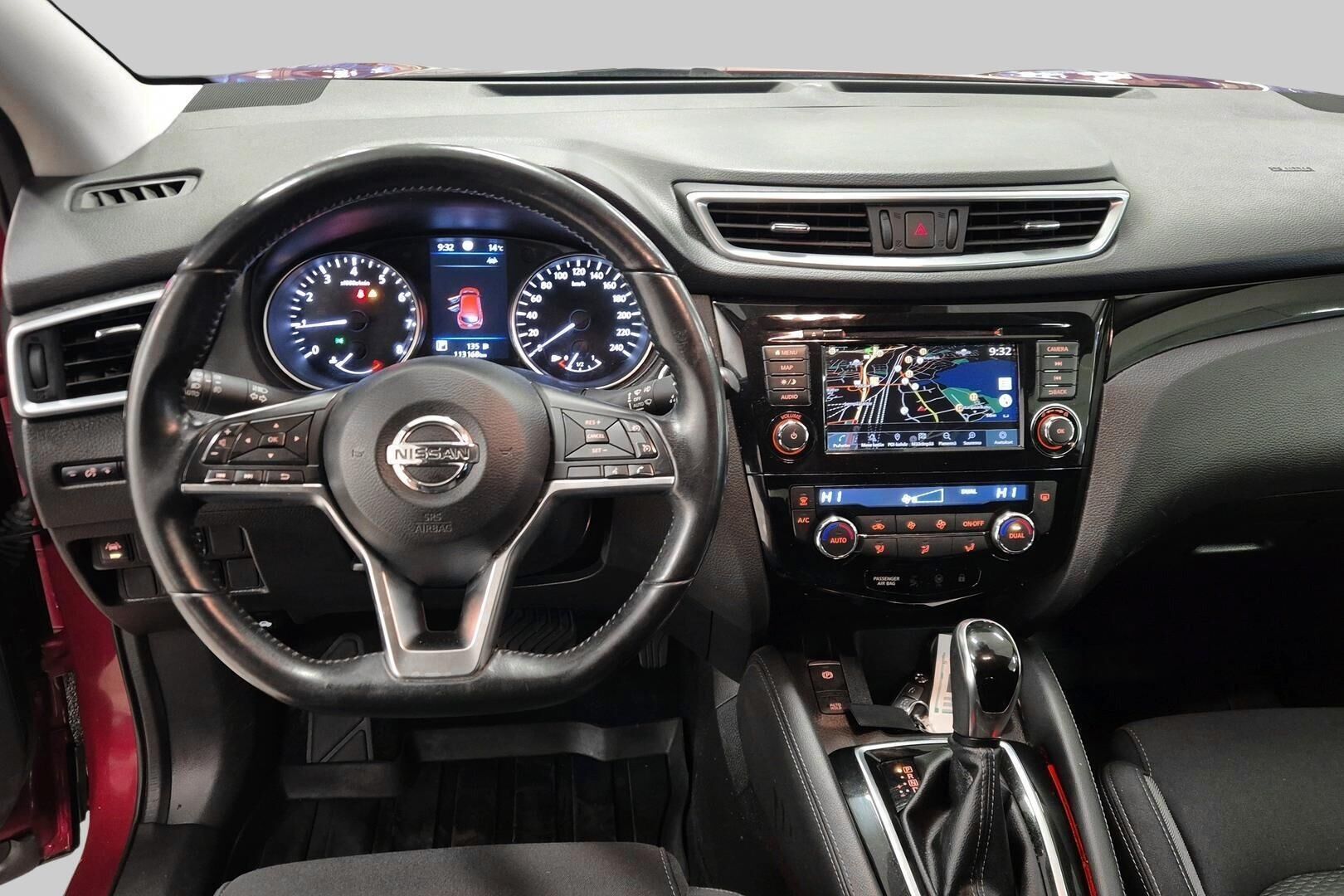 Nissan Qashqai iso kuva 6